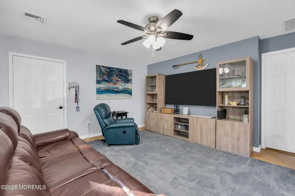 1705 FLEETWOOD DR