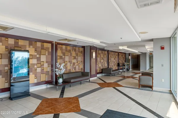 432 OCEAN BLVD 110