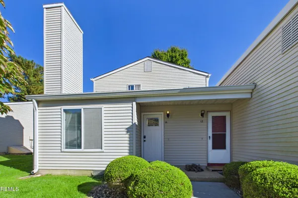 14 WOODMERE CT