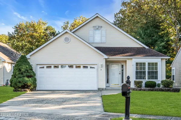 3 STEWART CT