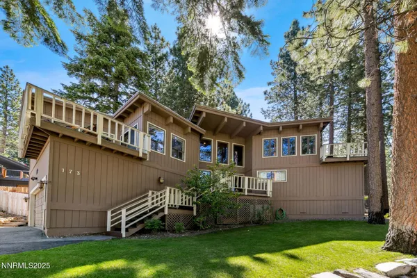 173 HALL CT