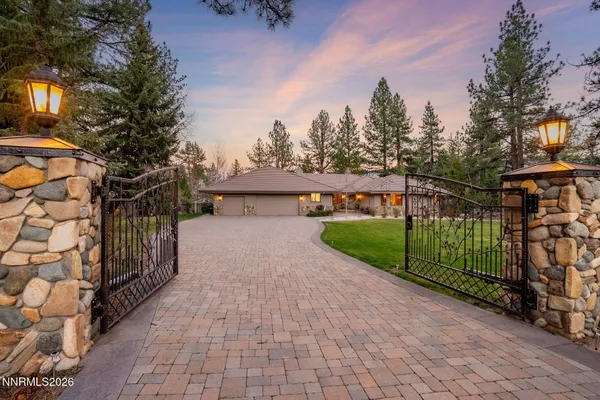 360 SYLVAN CT
