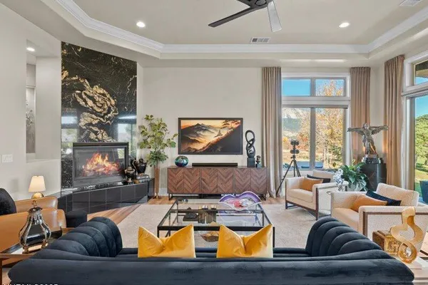 8 HIGH CAMP CT