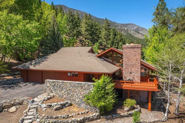 2414 CENTENNIAL DR