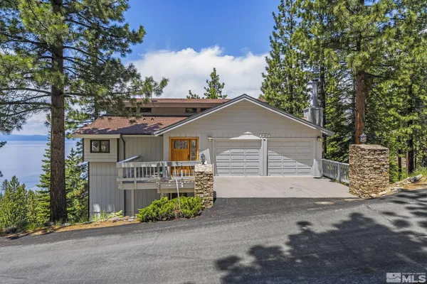 1374 WINDING WAY