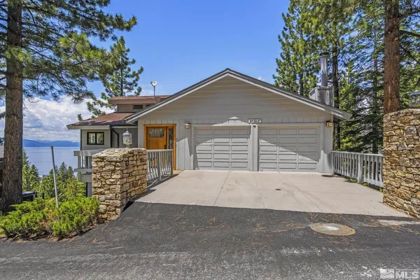 1374 WINDING WAY