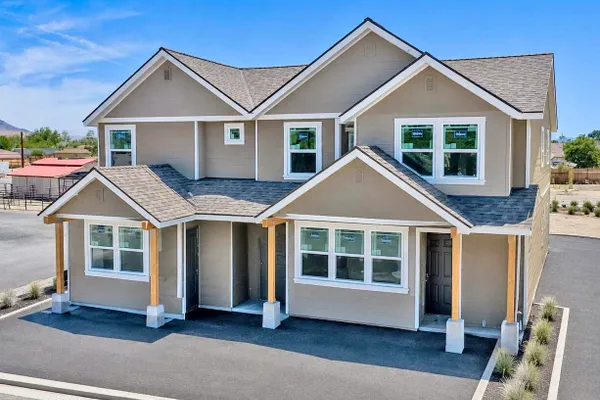 144 JENNYS LN