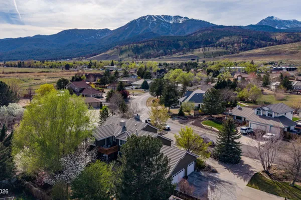 350 OLD WASHOE CIR