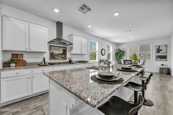 8405 FENHOLLOW DR