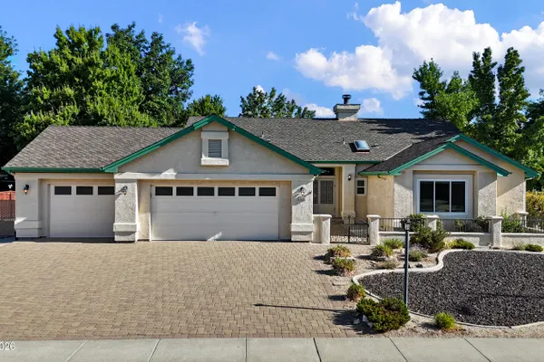 1216 PLEASANTVIEW DR