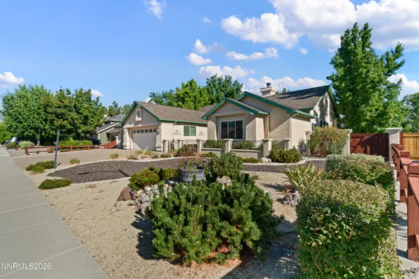 1216 PLEASANTVIEW DR