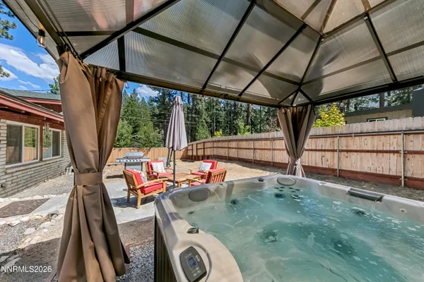 179 PINE RIDGE DR