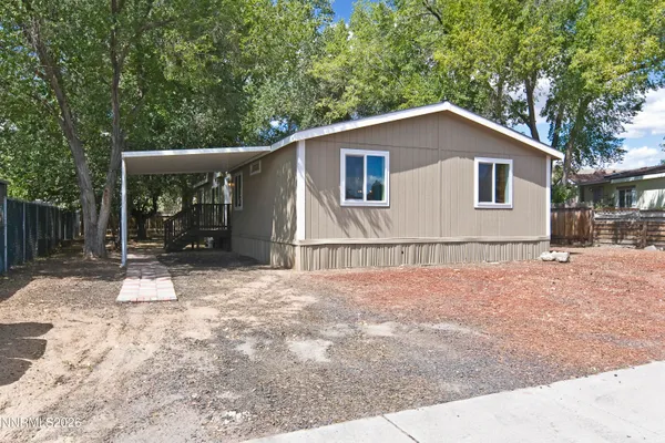 14 RILEY CIR