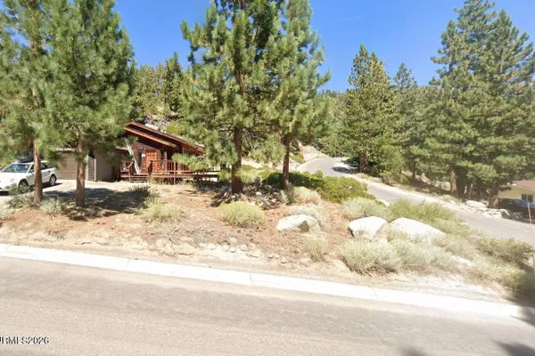 385 ANDRIA DR