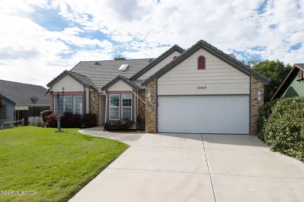 1005 ROSE BUD WAY
