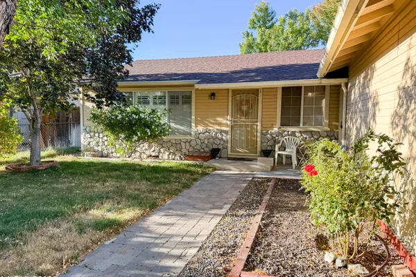1466 SLIDE MOUNTAIN DR