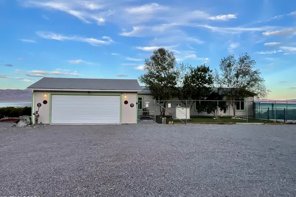 272 LUCILLE DR