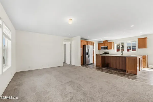 410 SHORT AVE