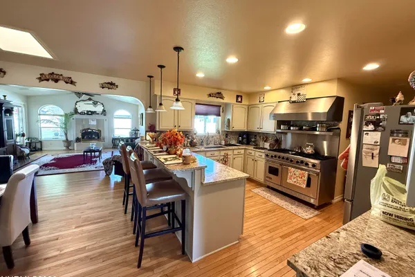 17 MAPLE DR