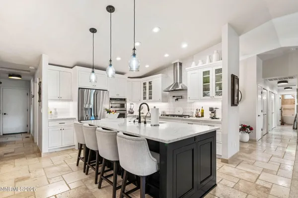 1036 WISTERIA DR