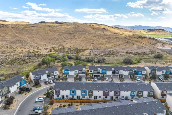 4921 BLACK FALCON WAY