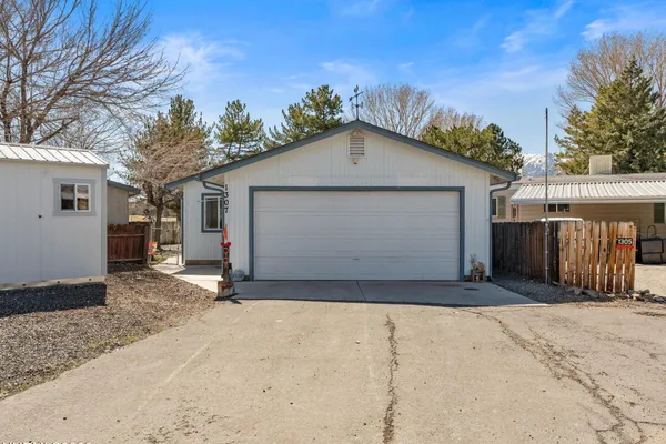 1307 KINGSLANE