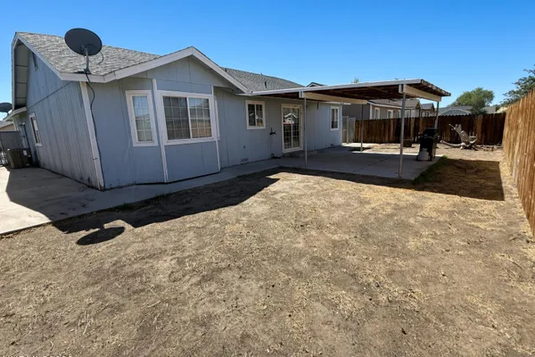332 DIANNA WAY