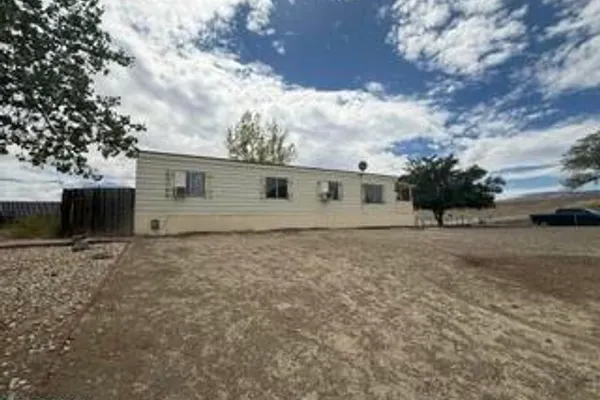 1386 CANAL DR