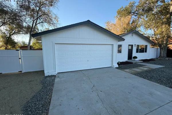 1316 CONTINENTAL DR