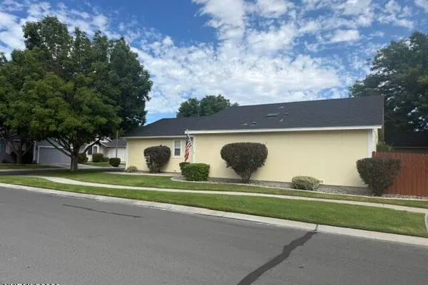 1178 WHITE OAK LOOP
