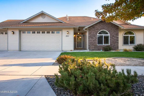 1411 ARLEN LN
