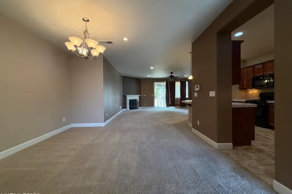1390 SLATE WAY