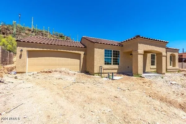 17847 W HUSKER LN