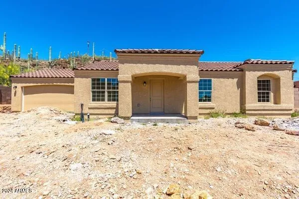 17847 W HUSKER LN