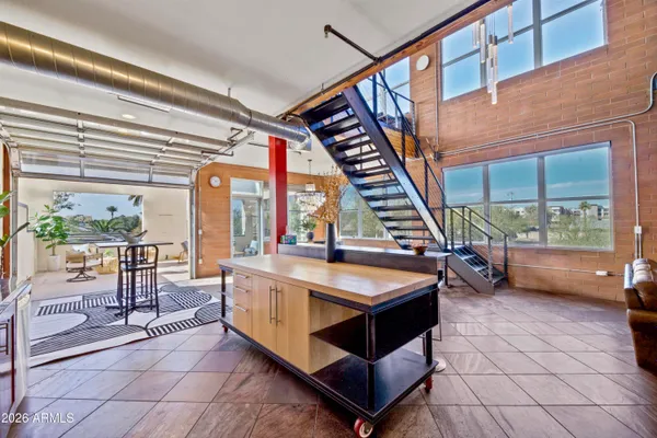 1326 N CENTRAL AVE 210