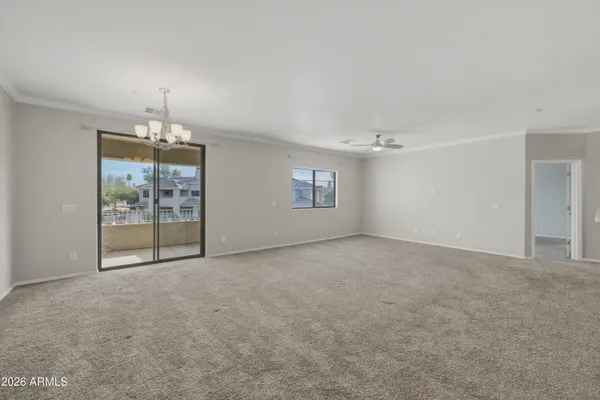 955 E KNOX RD 213