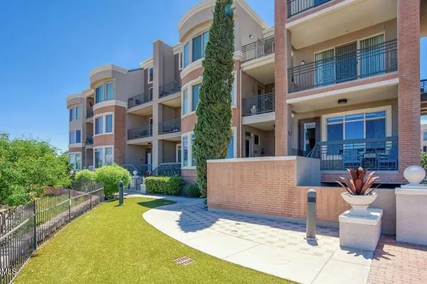 425 W RIO SALADO PKWY 112