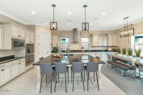10148 W AVENIDA DEL REY -- --