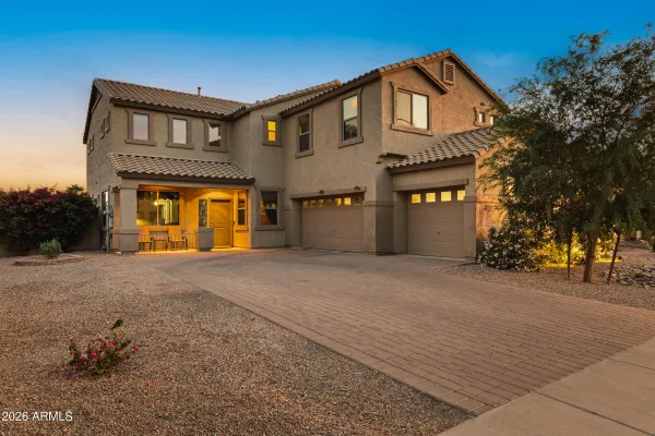 1339 E KINGMAN PL