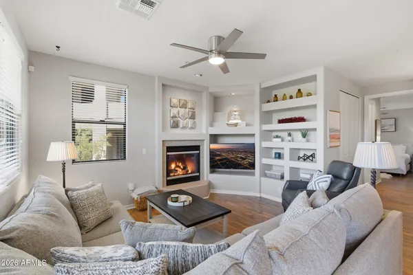 34457 N LEGEND TRAIL PKWY 1008