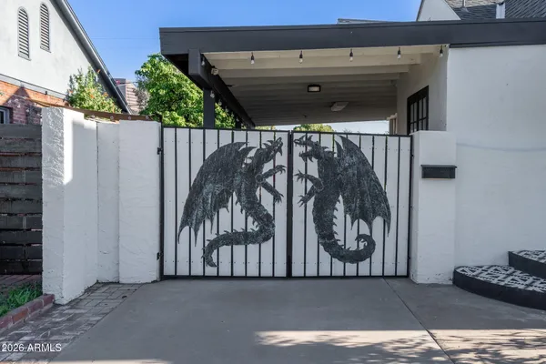 57 W VERNON AVE