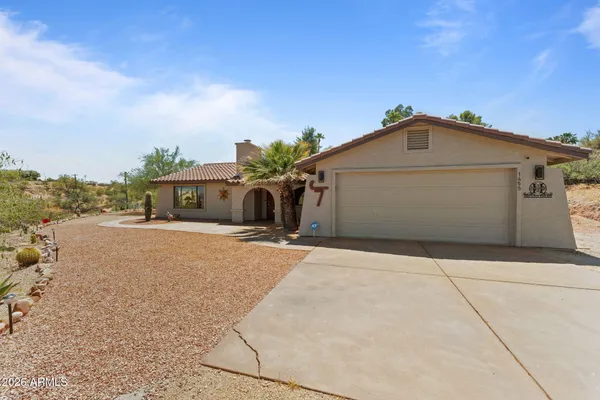 1455 N LAZY FOX RD