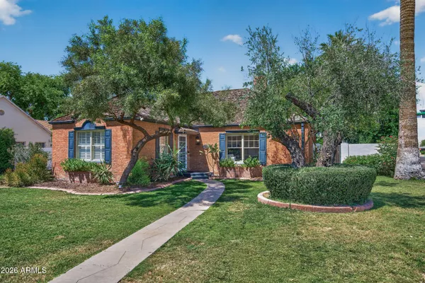 130 E ALVARADO RD