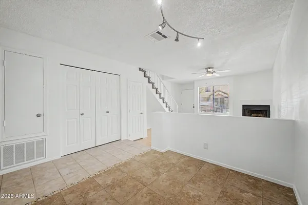 455 S MESA DR 175