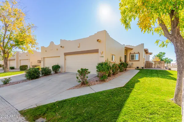 5445 E MCKELLIPS RD 28