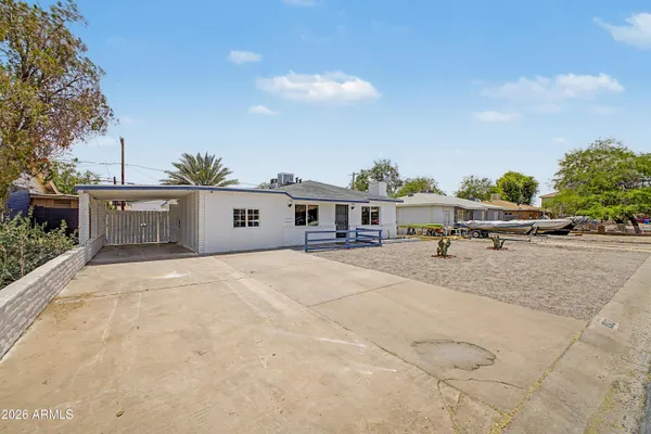 2827 W CAVALIER DR