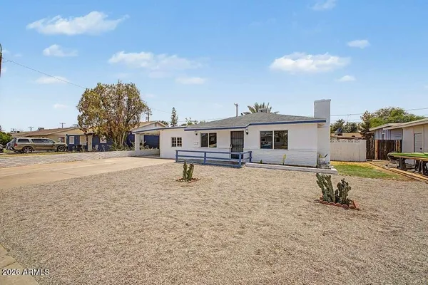 2827 W CAVALIER DR