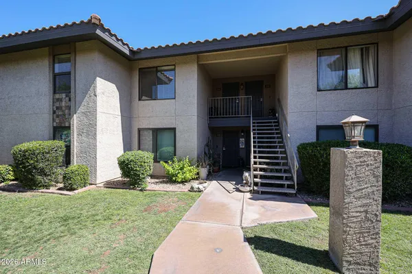 1402 E GUADALUPE RD 216