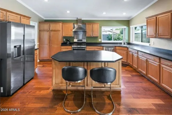4402 E VISTA DR