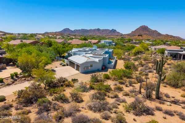 11331 E DALE LN